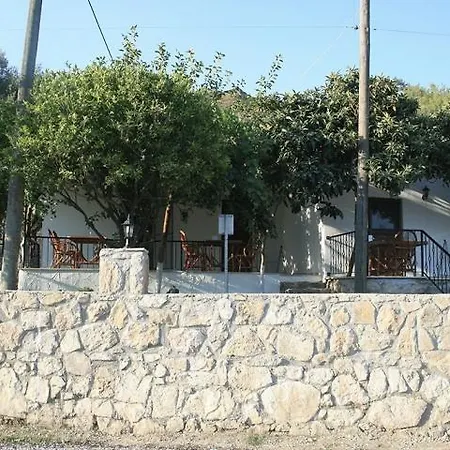 Arslan Aparthotel *